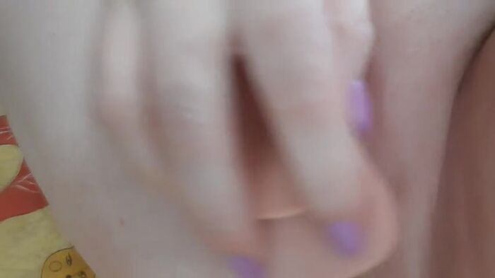 Видео с маминого тефона