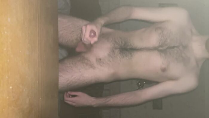 Мастурбация перед зеркалом