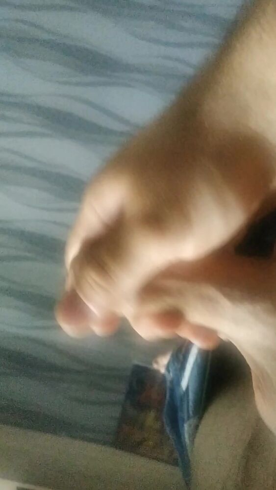 Слегка спустил