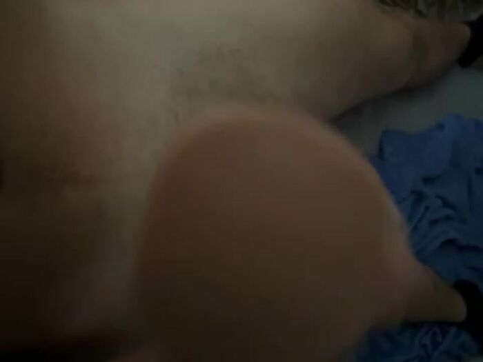 Дрочу резиновой пиздой