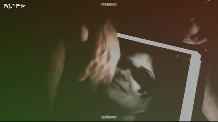 Загадочная улыбка (Моны Лизы)