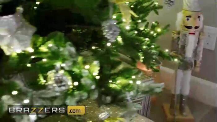 Новогодний сюрприз