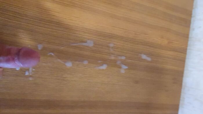 много кончаю