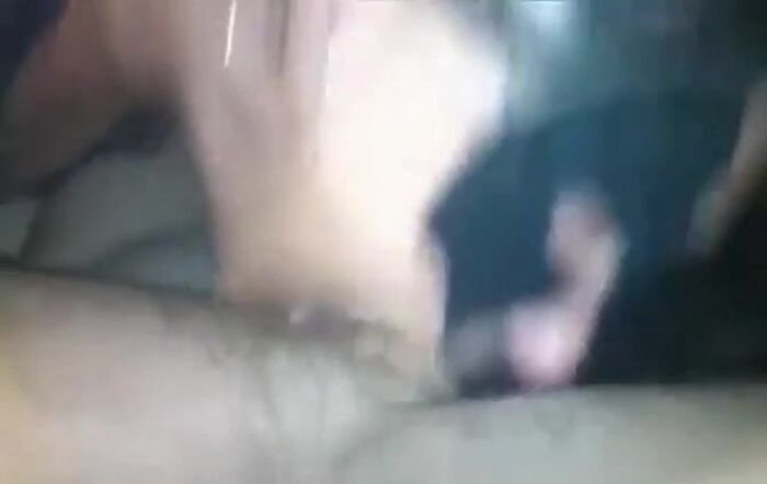 Очередная горловая ёбка)