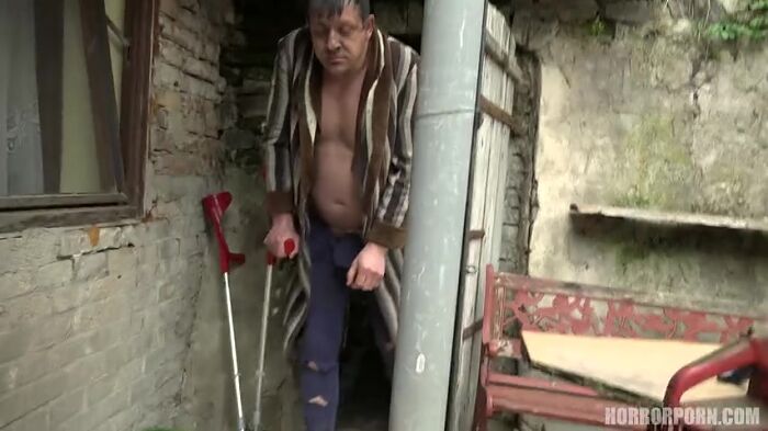 Сумасшедшая семеика Twisted family порно ужасы