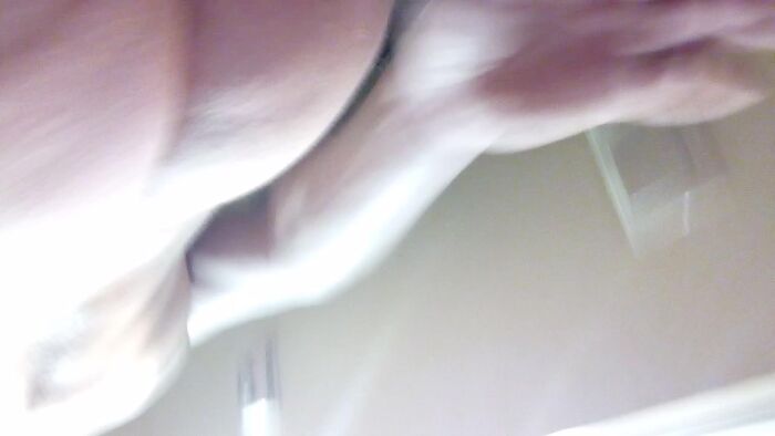 Хочу член в ротик и в попку тоже