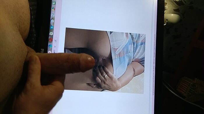 Классные дырочки! По очереди бы их!