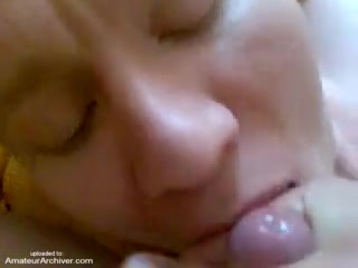 Испачкал лицо