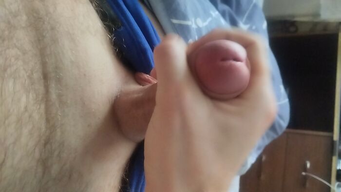 Дрочил как обычно