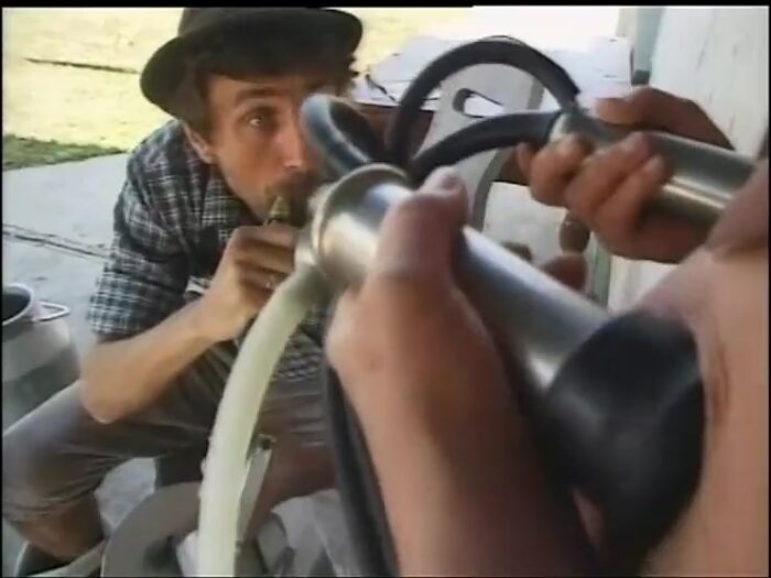 В рабочий полдень