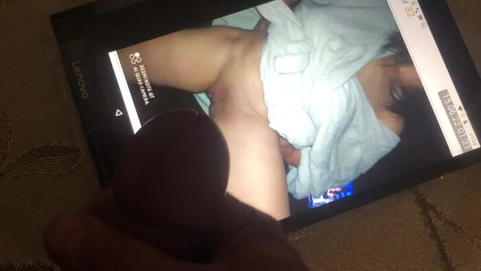 Хочет твою киску