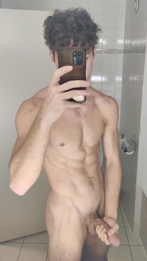 Показываю себя