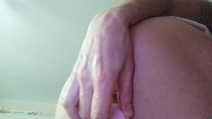 Дырочки моей шлюшки