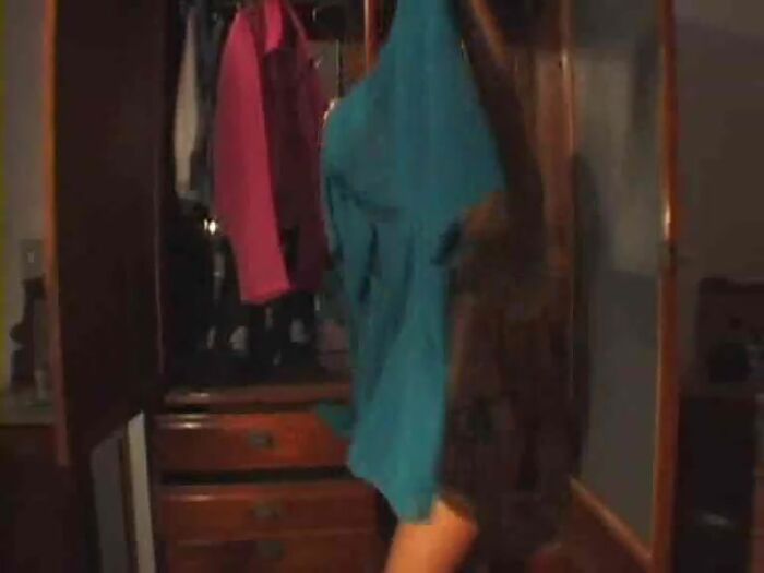 Блондинка предпочитает черное