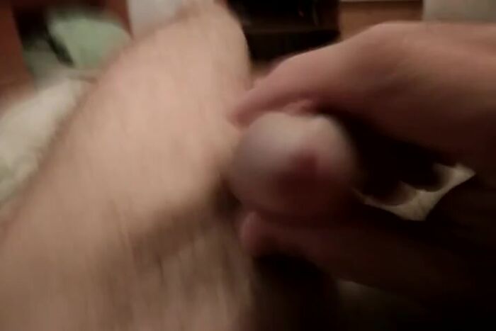 Я сдрочил на  подружайку