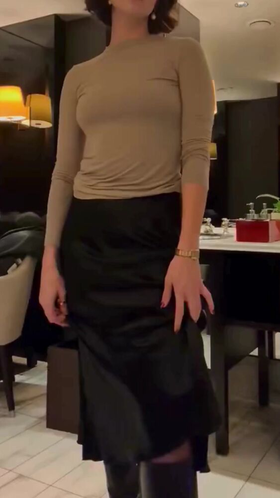 Кто заказывал чулки?