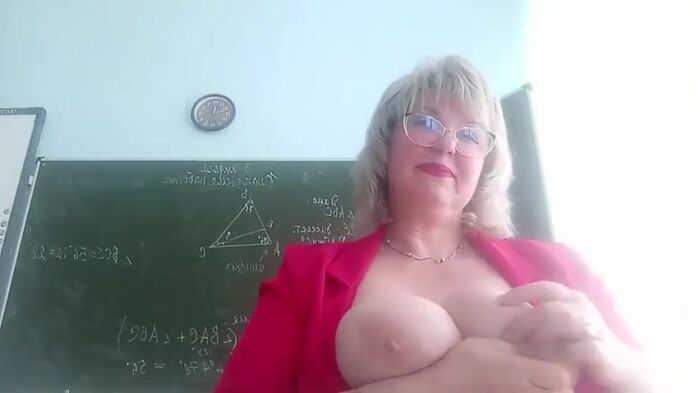 чья училка?