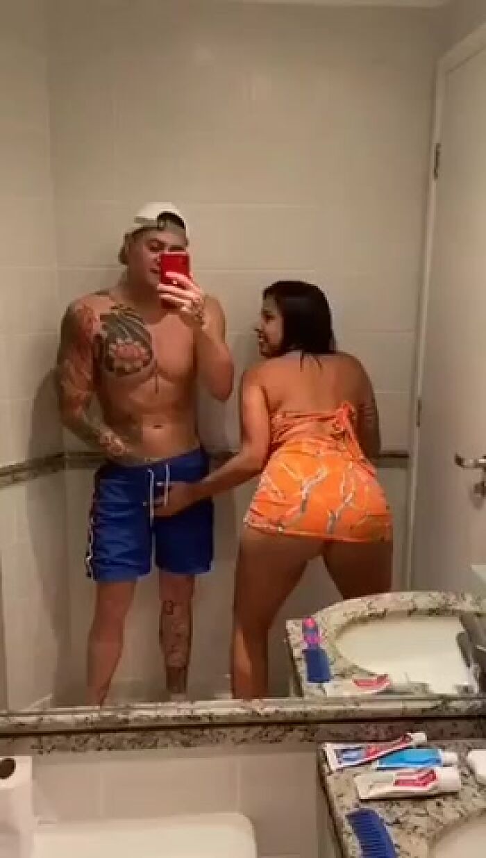 Красиво пососала