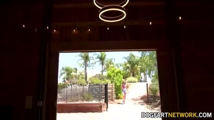 Туристы трахают гида нацпарка