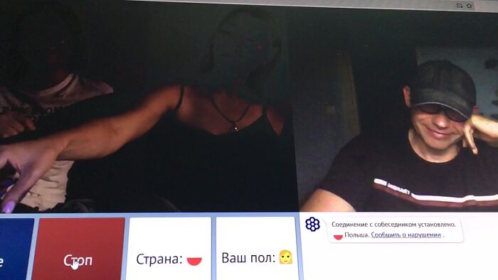 Дамочки попросили отсосать у себя