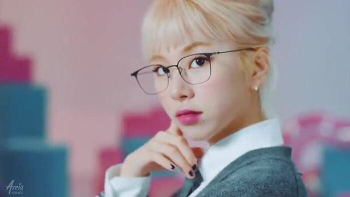 Twice - Scientist Poppers PMV