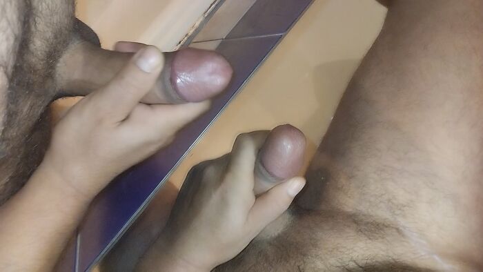 Перед зеркалом