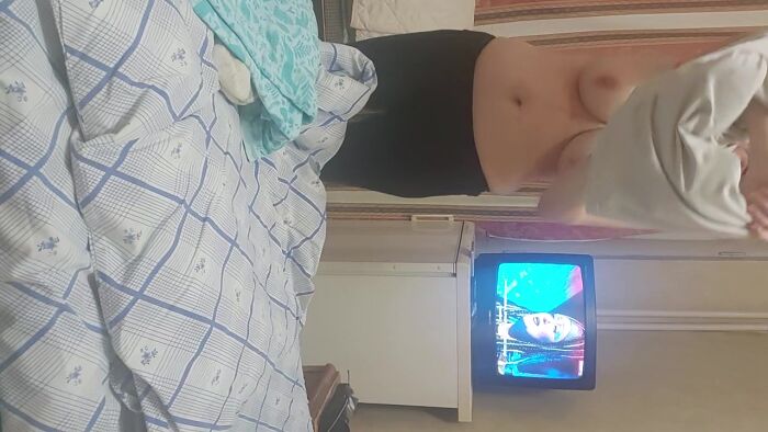 Знакомый куколд выставил жену Инну на показ.