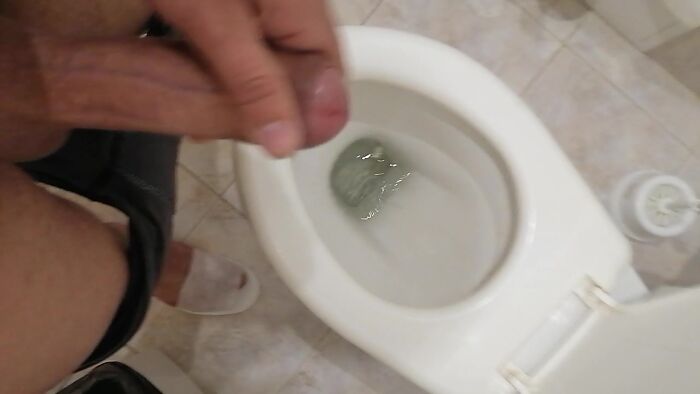 Не сдержался и угомонил сток....