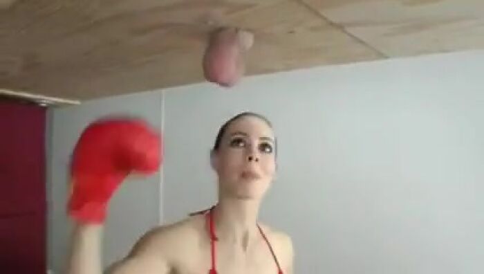 Болбастинг в боксёрских перчатках