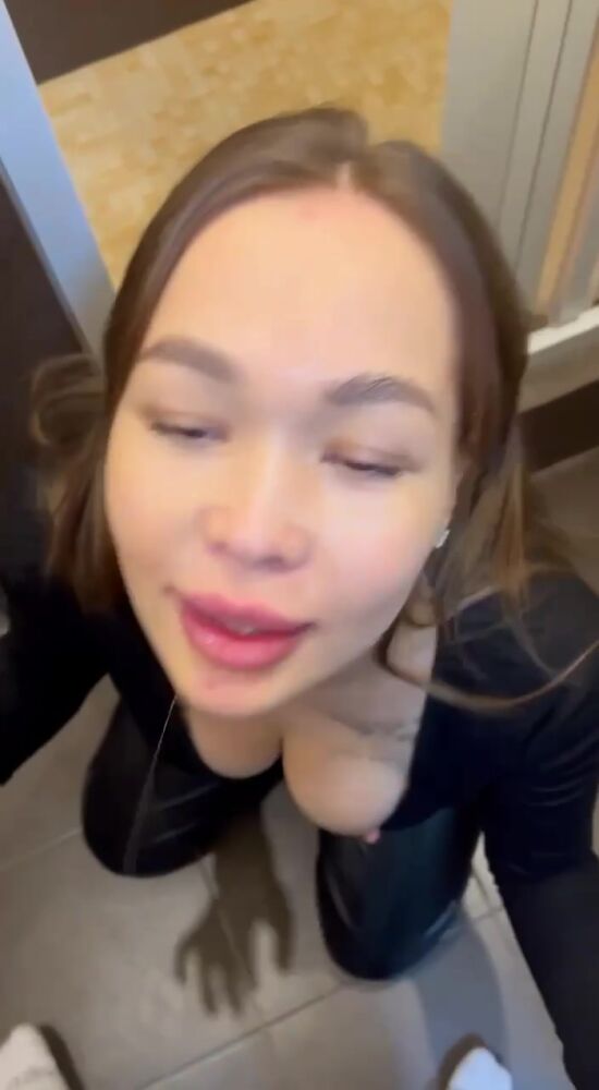 Передала привет любимому