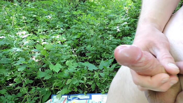 Зрелая женщина любит снимать на видео как я кончаю