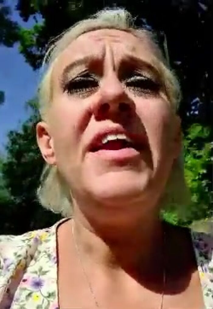 эх сяду на пенек. подрочу я клиторок