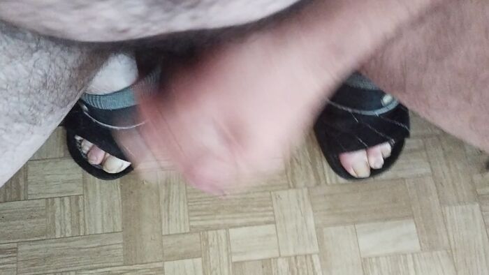 утренняя зарядка для подруги Лены