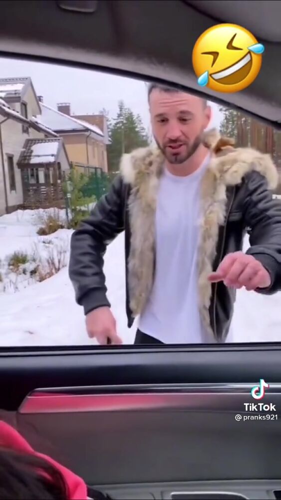 Мальчик по вызову.