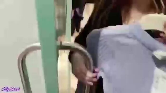 Сосе в примірочній