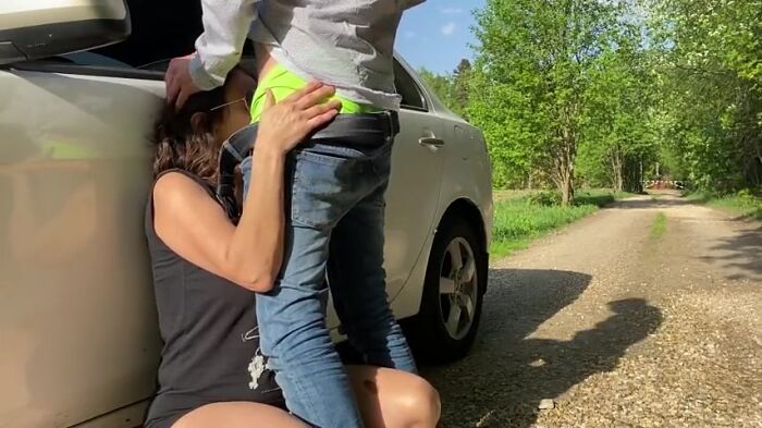 Опять в ротик