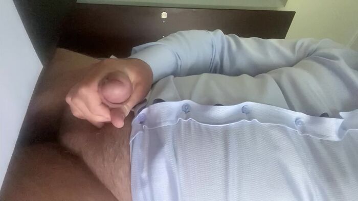 Дрочу на жену.