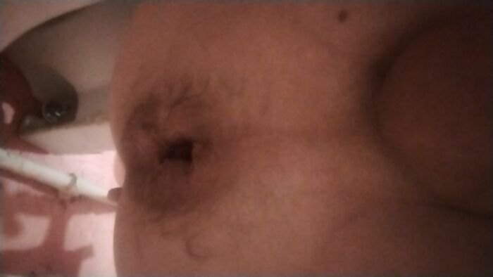 хочет член.....