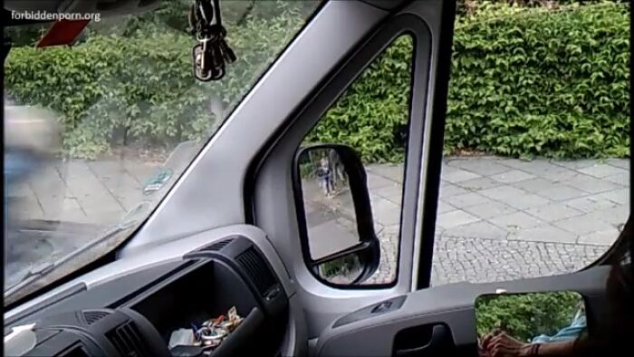 Очень нравится такая тема. Пару раз так пробовал дрочить