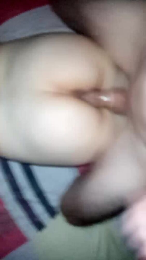 Глубоко трахает