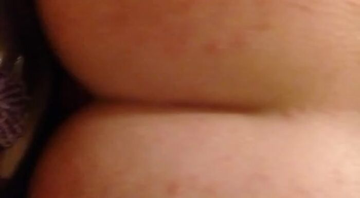 Жена довольна