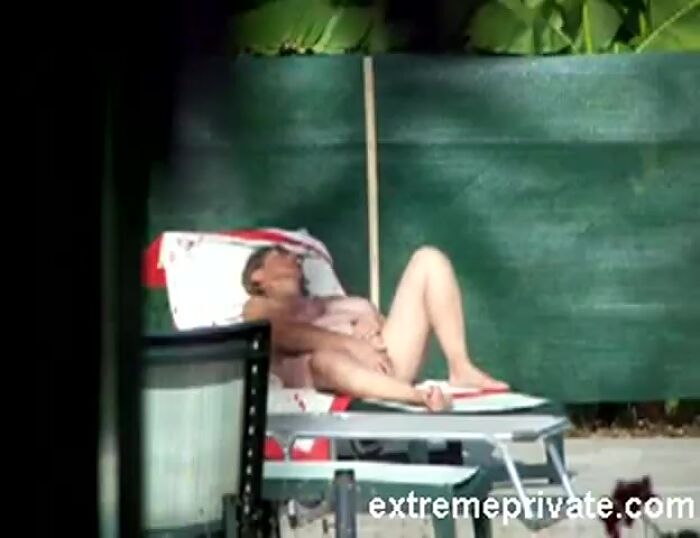 Подсматривать