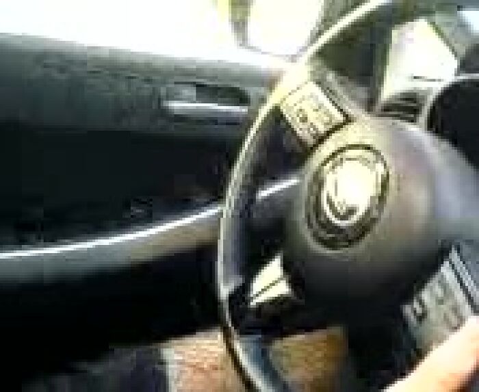 За рулём и без трусиков