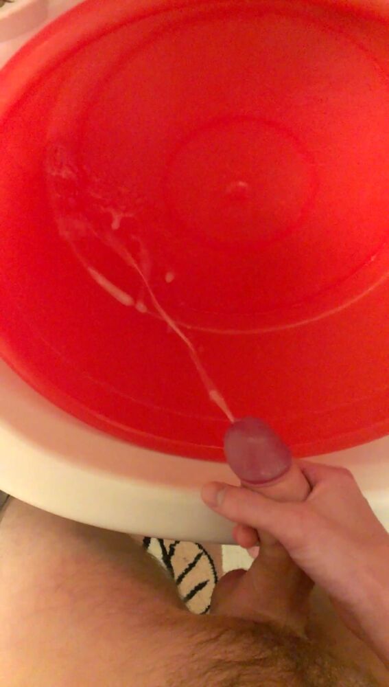 Кончил 12 выстрелов (перезалив)