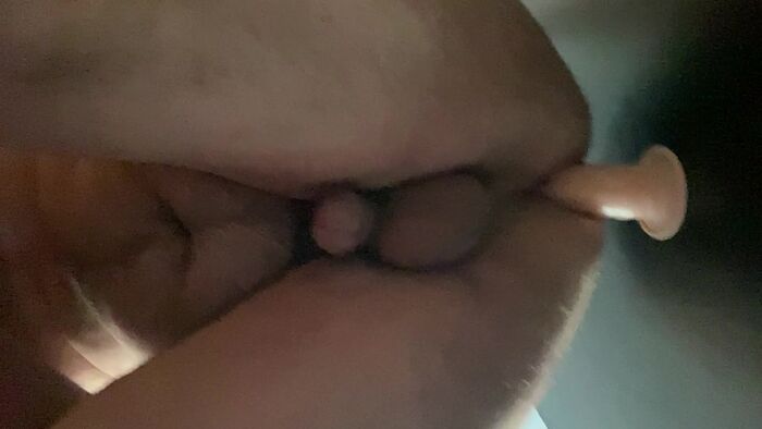 Меня трахнул шкаф