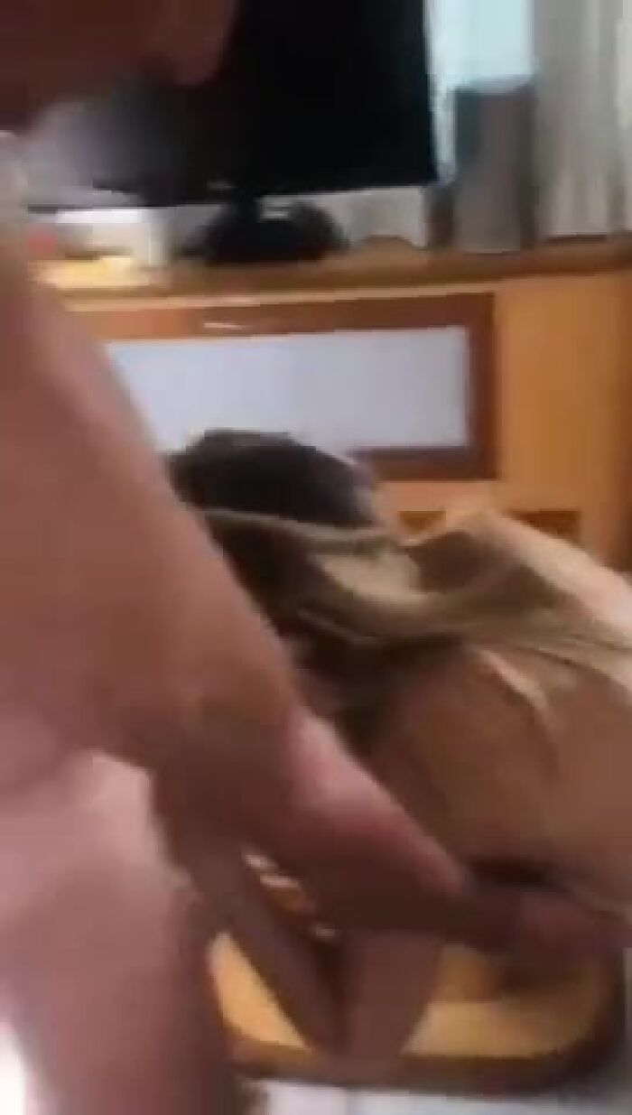 Замужні бляді в груповушці