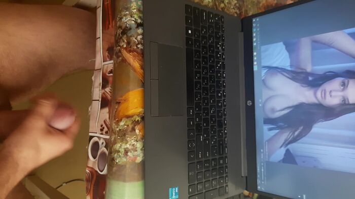 Дрочу на красавицу с meendo