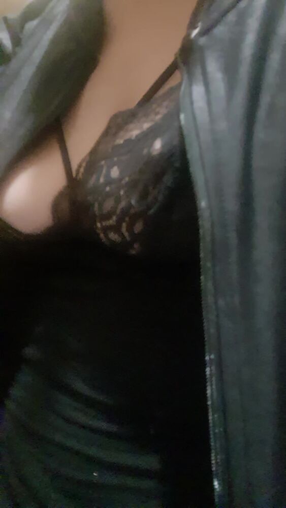 Секс ищу прямо сейчас! Быстро, сразу вставить, в авто ил