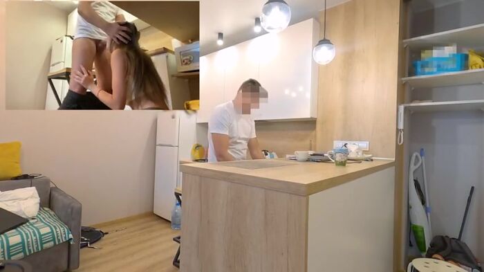 Минет под столом с продолжением