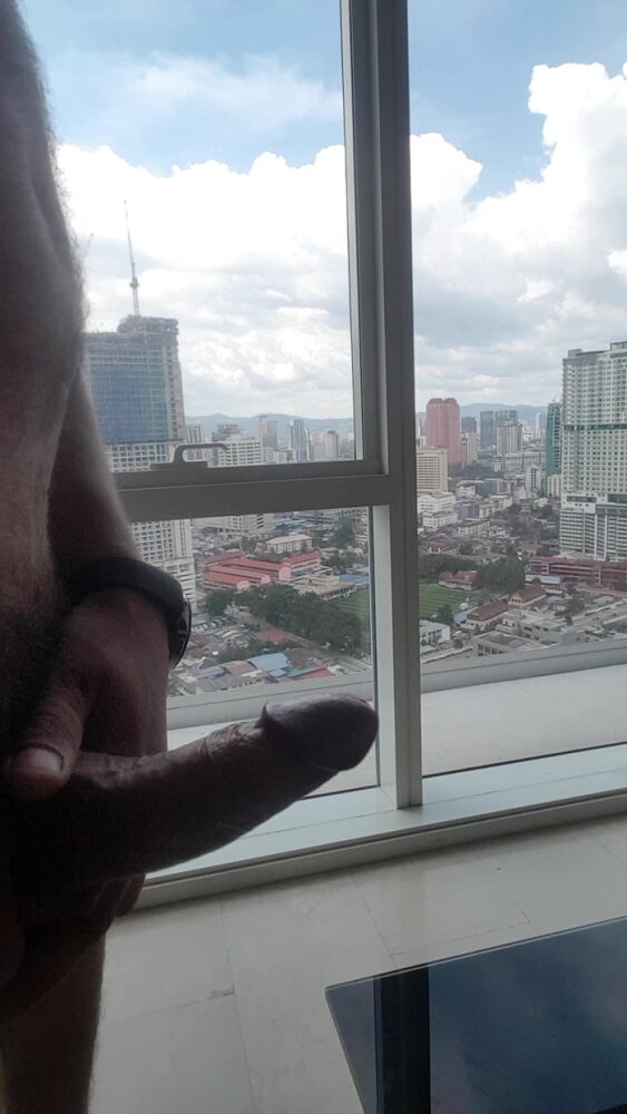 Шалю дома на 30 этаже